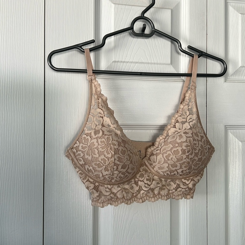 Lace Bra in Nude 36B
